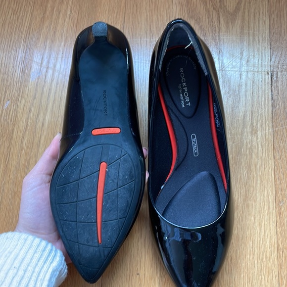 Rockport Patent Leather Kitty Heels - Picture 2 of 6